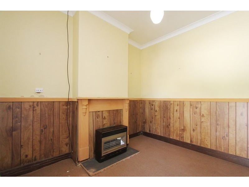 5 Little Addison Street, Goulburn NSW 2580