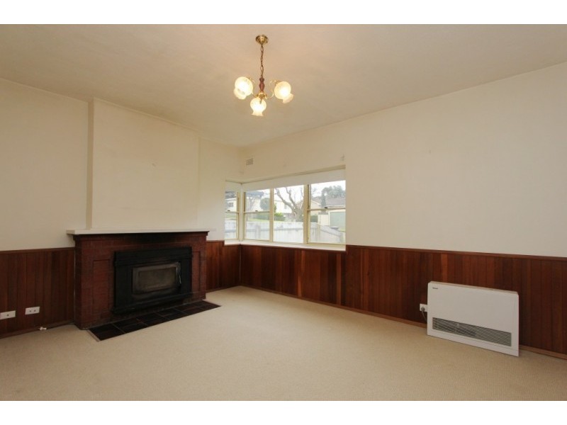 2 Princes Avenue, Goulburn NSW 2580