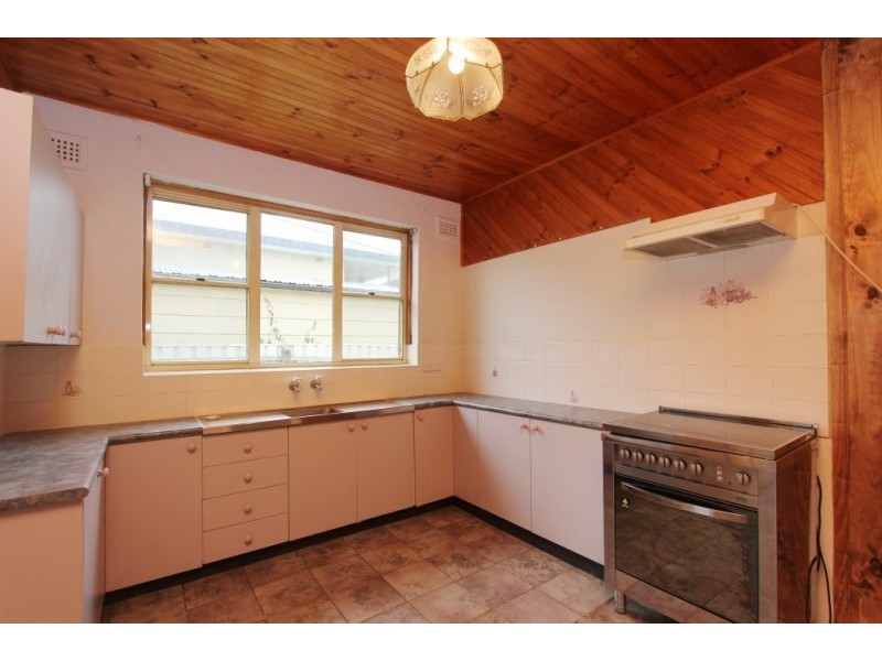 2 Princes Avenue, Goulburn NSW 2580