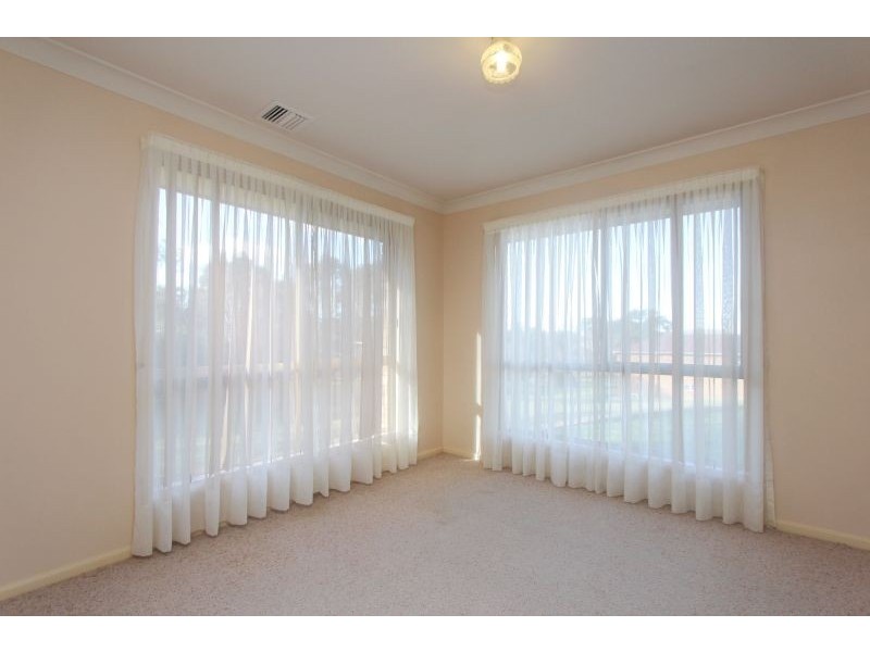 15 Carramar Way, Goulburn NSW 2580