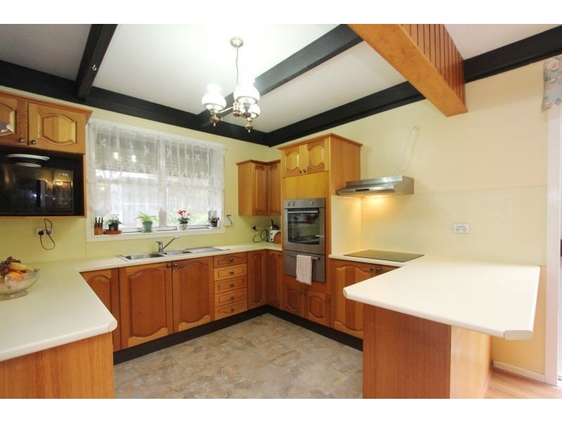 4 Glendare Crescent, Goulburn NSW 2580