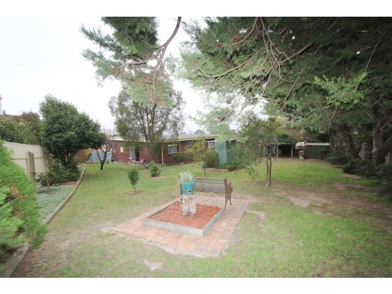 4 Glendare Crescent, Goulburn NSW 2580