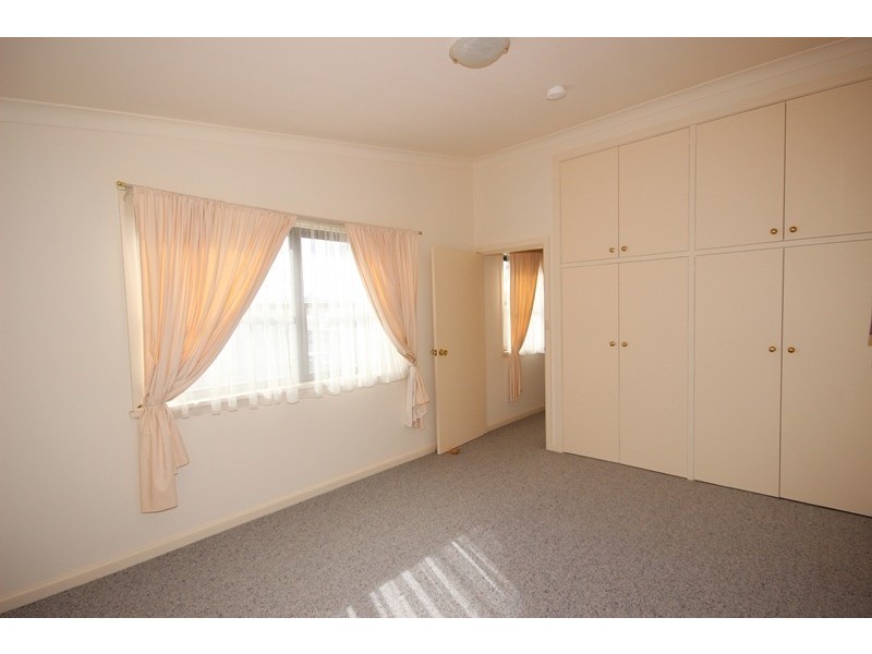 12 Record Street, Goulburn NSW 2580