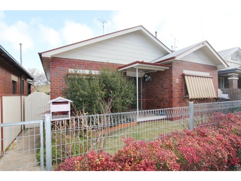 8 Arnheim Street, Goulburn NSW 2580