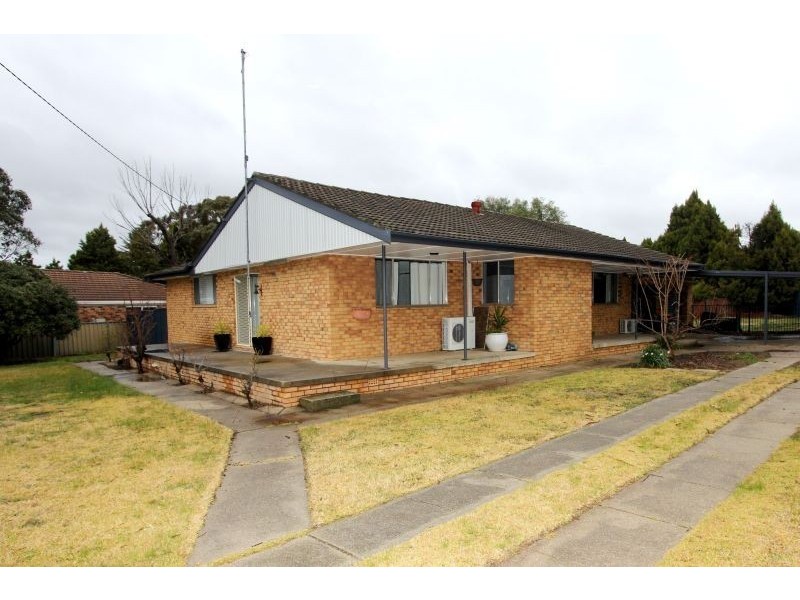 22 Dewhirst Street, Goulburn NSW 2580