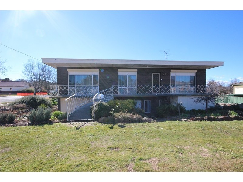 17 Kent Street, Goulburn NSW 2580