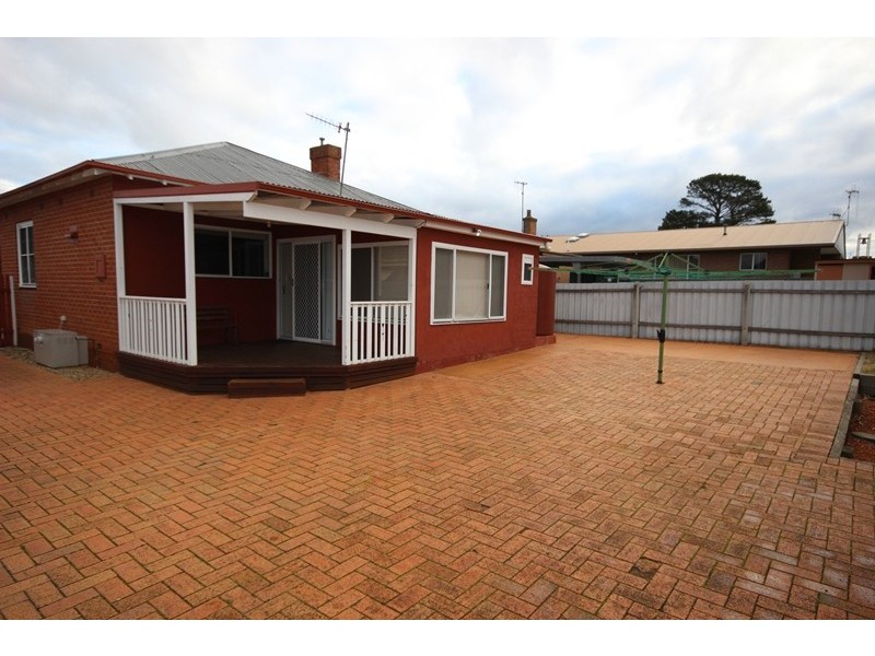 11 Kinghorne Street, Goulburn NSW 2580