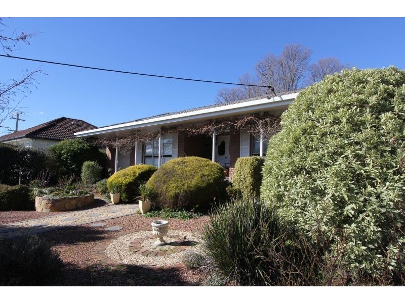 11 Llewellyn Avenue, Goulburn NSW 2580