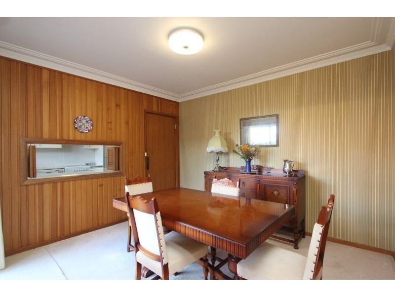 11 Llewellyn Avenue, Goulburn NSW 2580