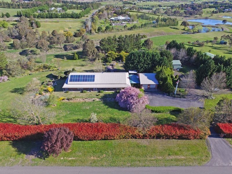 33 Run O Waters Drive, Goulburn NSW 2580