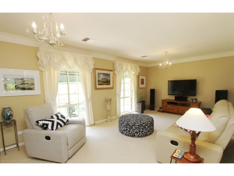 33 Run O Waters Drive, Goulburn NSW 2580