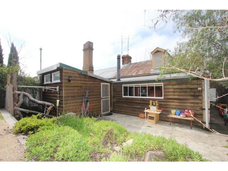 86 Bourke Street, Goulburn NSW 2580