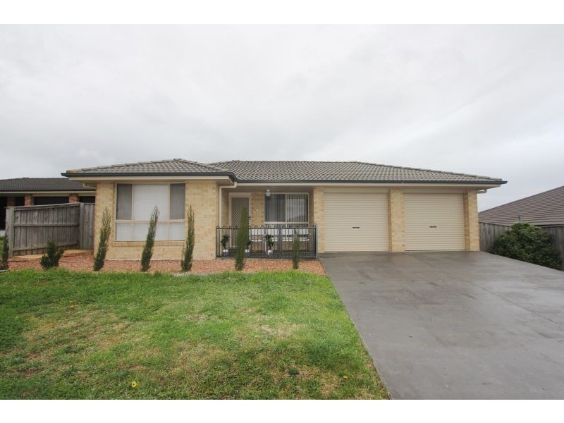 5 Cahill Place, Goulburn NSW 2580