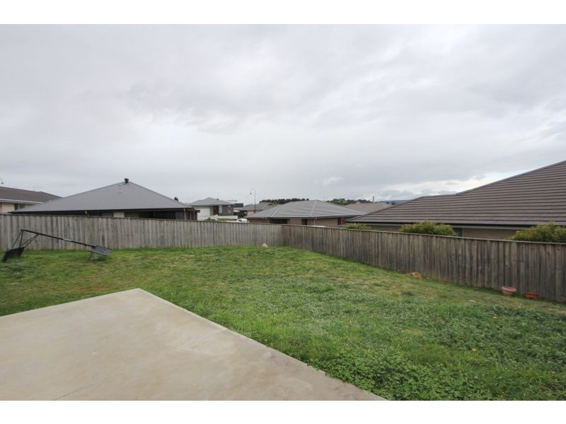 5 Cahill Place, Goulburn NSW 2580