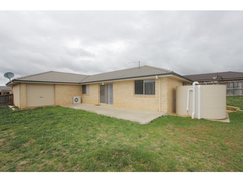 5 Cahill Place, Goulburn NSW 2580