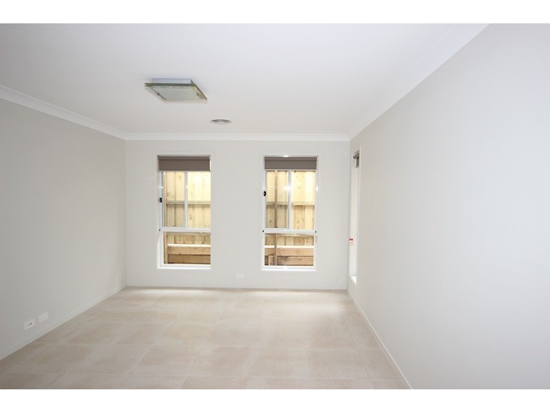 4 Lovet Street, Goulburn NSW 2580