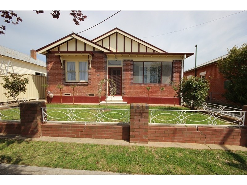 44 Park Street, Goulburn NSW 2580