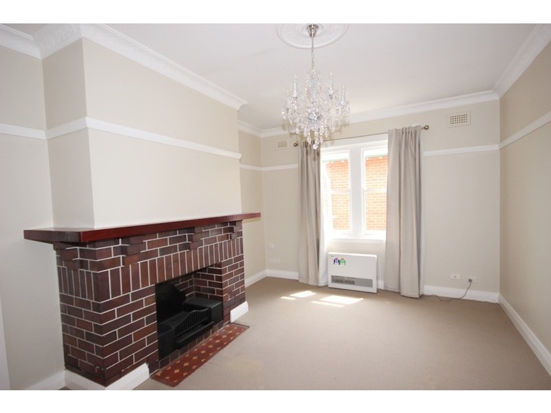 44 Park Street, Goulburn NSW 2580