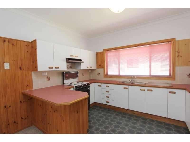 63 Reign Street, Goulburn NSW 2580