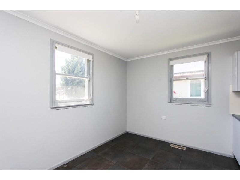 51 Gourock Ave, Goulburn NSW 2580