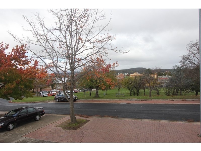 4/24 Church Street, Goulburn NSW 2580