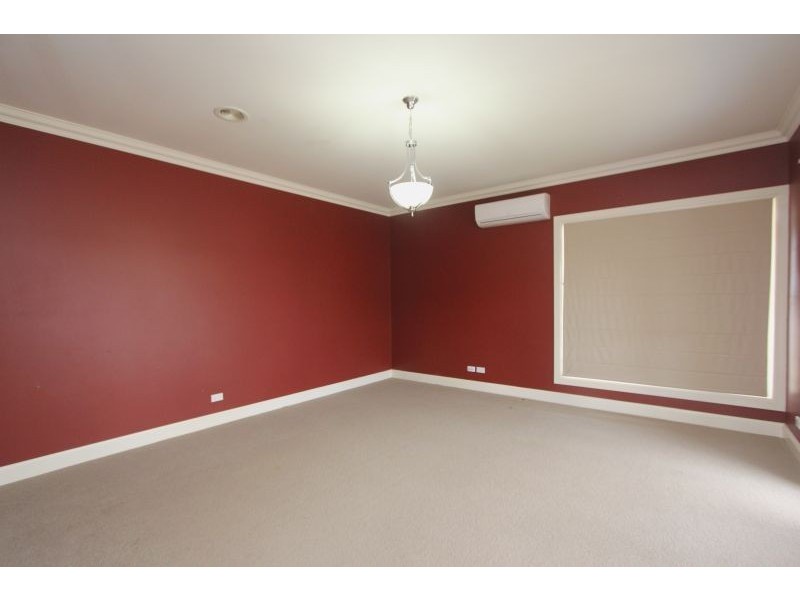 14 Hazelwood Place, Goulburn NSW 2580