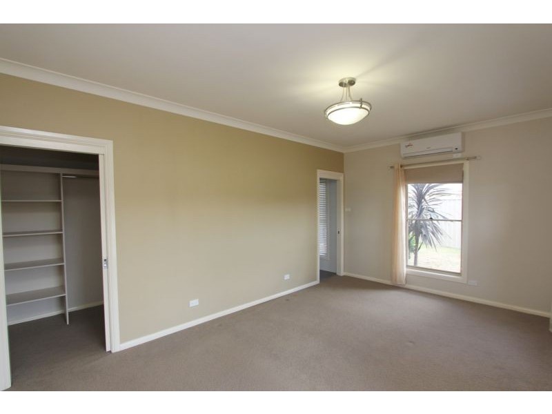 14 Hazelwood Place, Goulburn NSW 2580