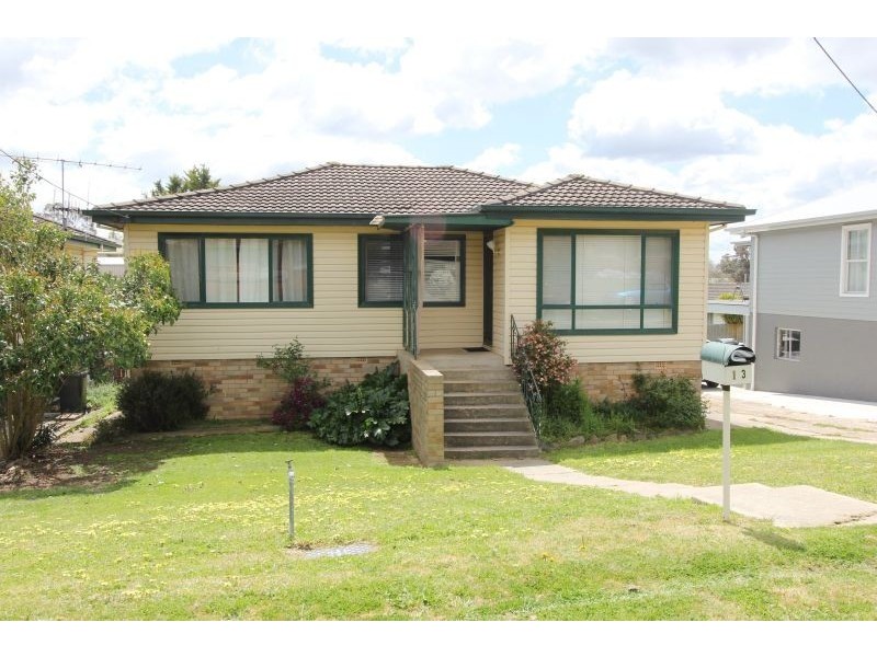 13 Kent Street, Goulburn NSW 2580