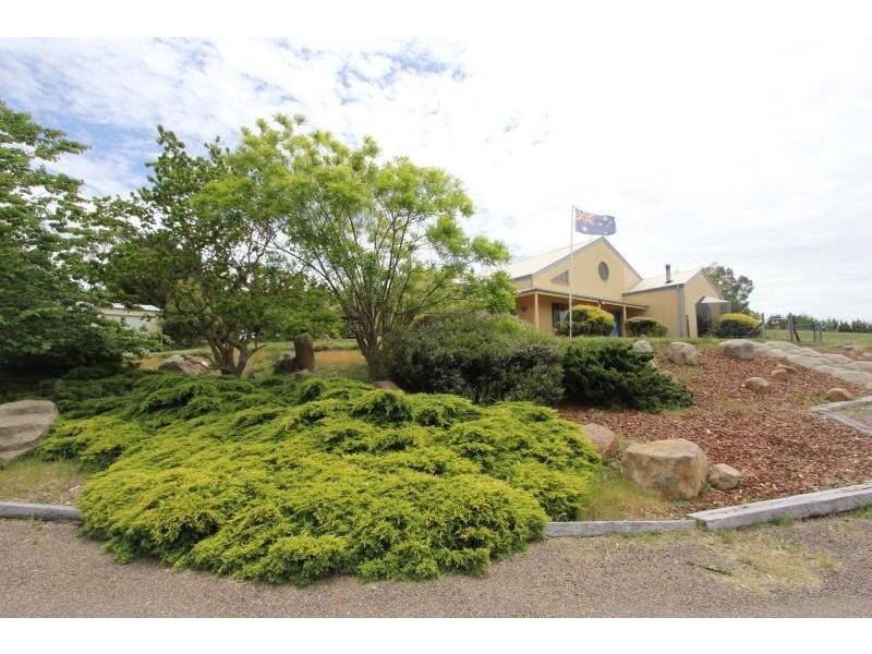 198 Run-o-Waters Drive, Goulburn NSW 2580