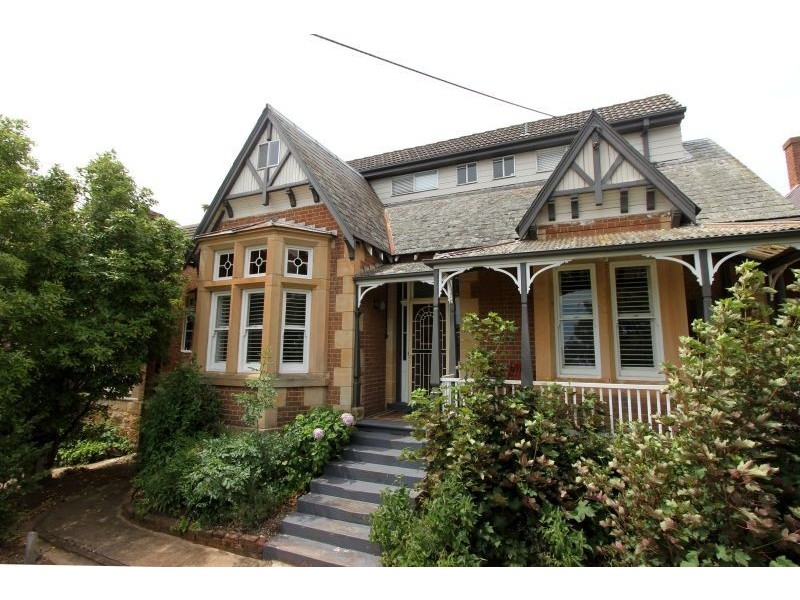 67 Clinton Street, Goulburn NSW 2580