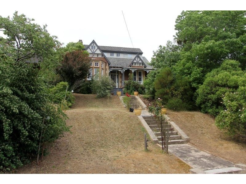 67 Clinton Street, Goulburn NSW 2580