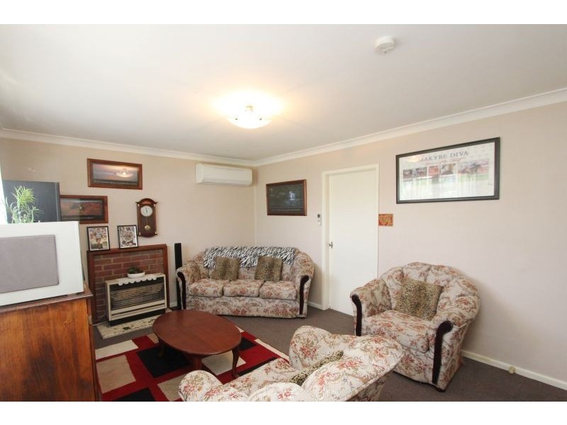 69 Robinson Street, Goulburn NSW 2580