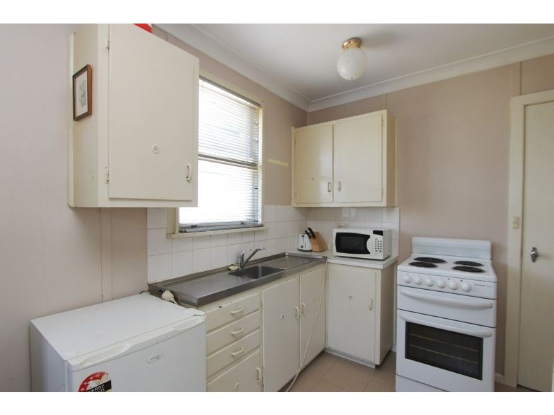 69 Robinson Street, Goulburn NSW 2580