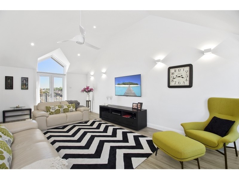 2/105 Cowper Street, Goulburn NSW 2580