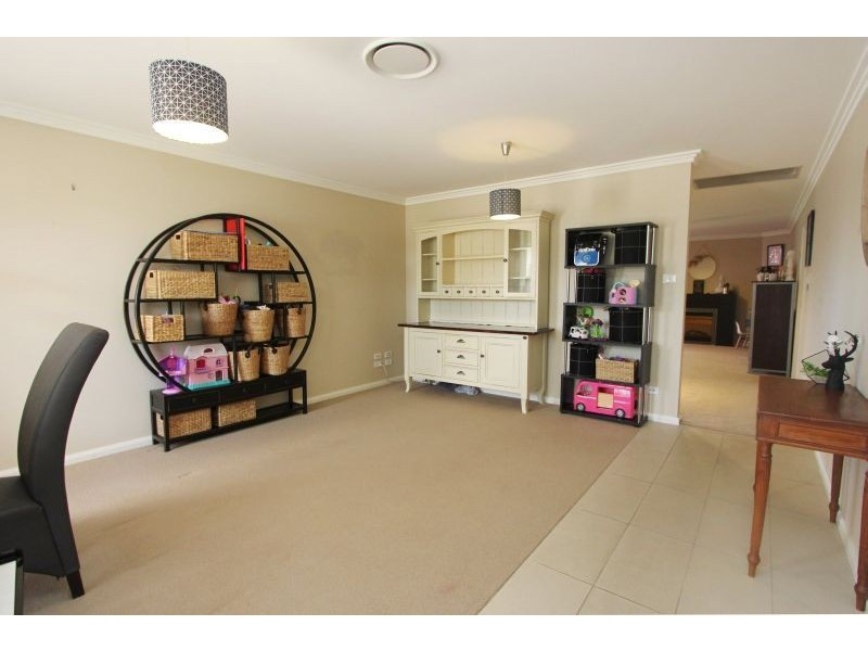 27 Monastery Drive, Goulburn NSW 2580