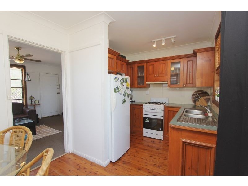 5 Davies Crescent, Goulburn NSW 2580