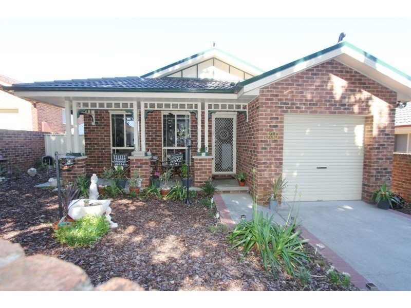 385 Auburn Street, Goulburn NSW 2580
