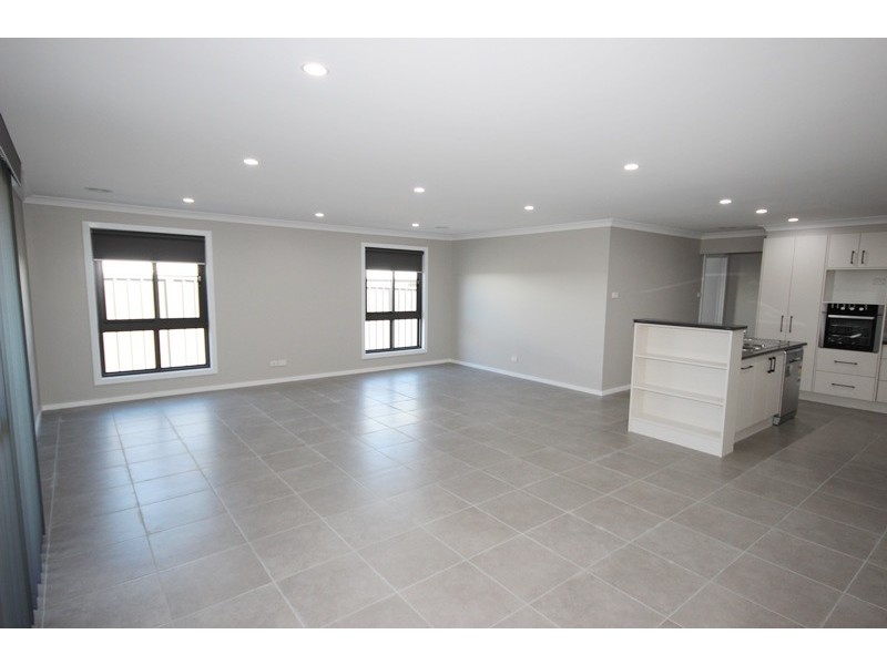 16b Mistful Park Road, Goulburn NSW 2580