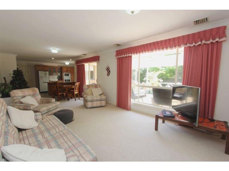 3 Oakwood Avenue, Goulburn NSW 2580