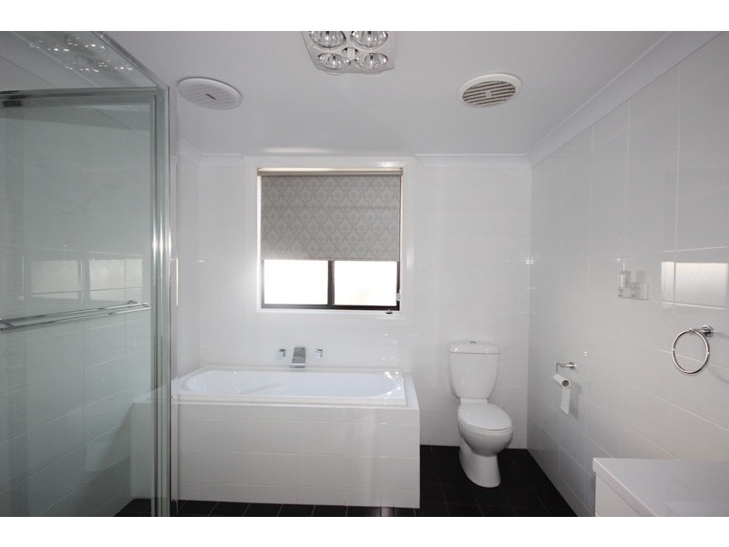 145 Clinton Street, Goulburn NSW 2580