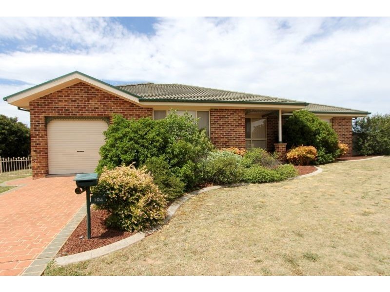 104 Green Valley Road, Goulburn NSW 2580