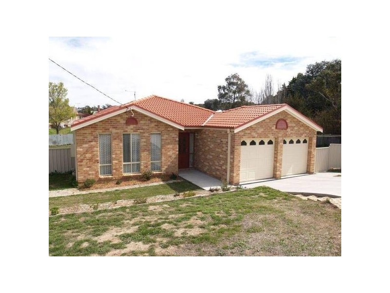 5 Cooinda CLOSE, Goulburn NSW 2580