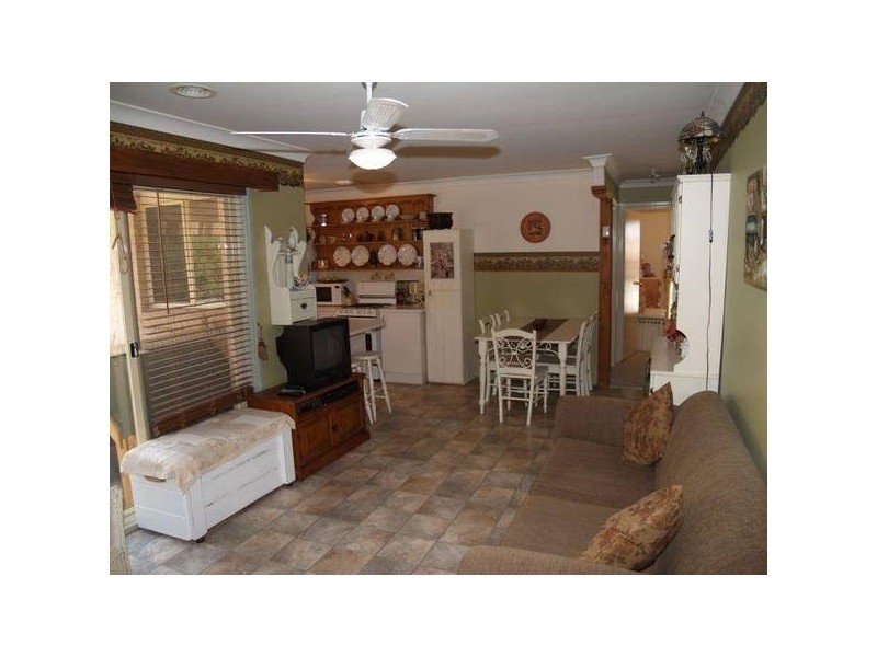 Jacqua AVENUE, Goulburn NSW 2580