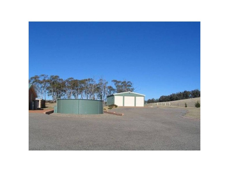 105 Oak Valley Road, Marulan NSW 2579