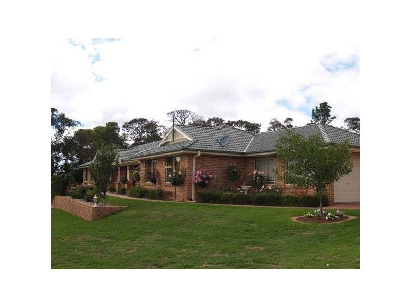11 Slocombe Street, Goulburn NSW 2580
