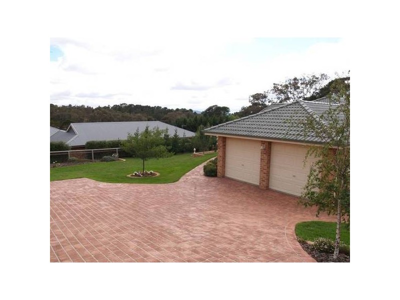 11 Slocombe Street, Goulburn NSW 2580
