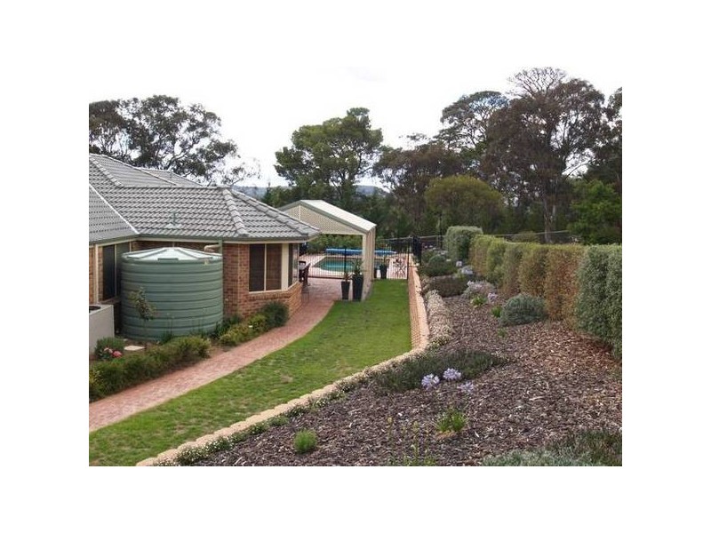11 Slocombe Street, Goulburn NSW 2580