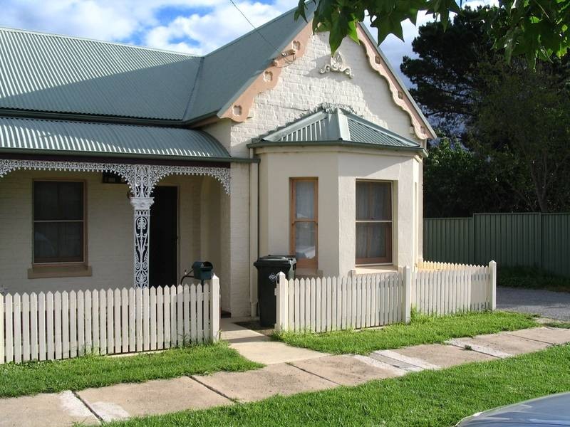 6 Wilmot Street, Goulburn NSW 2580