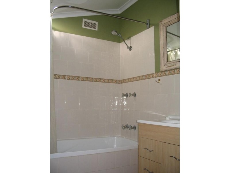 51 Grafton Street, Goulburn NSW 2580