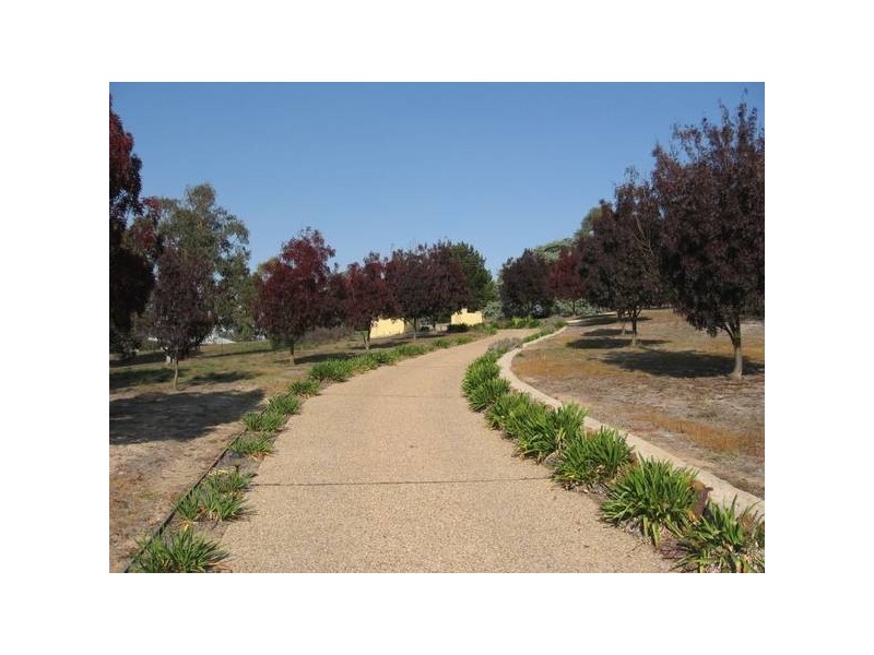 Run-O-Waters Drive, Goulburn NSW 2580